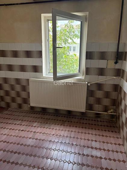 Vand apartament 2 camere unirii sud