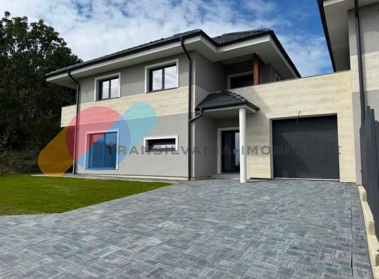 Duplex cu 5 camere cu Canalizare în Feleacu