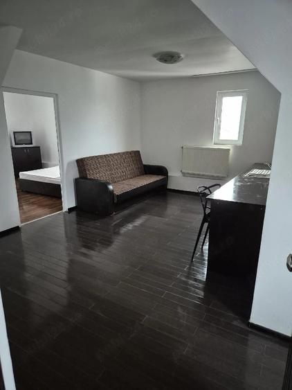 Apartament cu 2 camere decomandat în Vânători