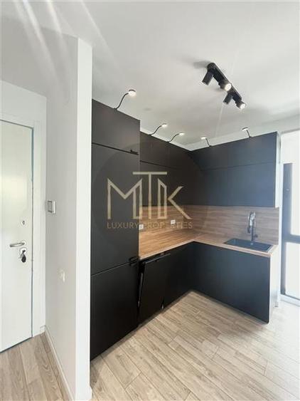 Apartament cu 3 camere decomandat, mobilat în Nordului