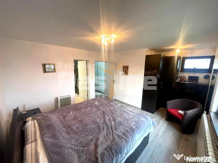 Casă cu 6 camere cu Teren 968 Mp în Păulești