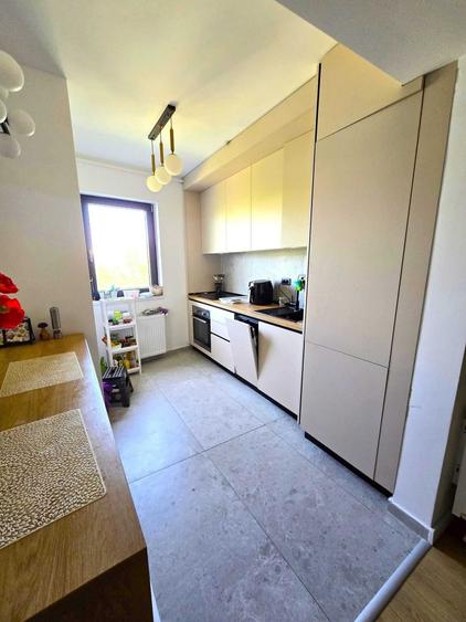 Apartament cu 2 camere decomandat în Doamna Ghica
