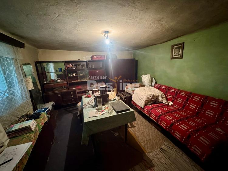 Casă individuală cu 3 camere cu Teren 580 Mp în Simeria