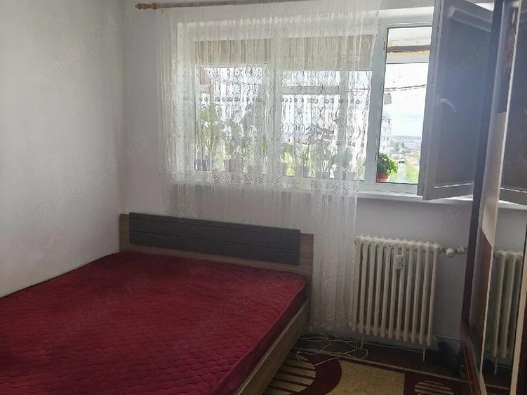 Apartament cu 3 camere decomandat în Pantelimon
