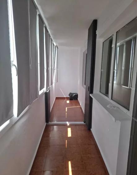 Apartament cu 2 camere semidecomandat, mobilat în Titan