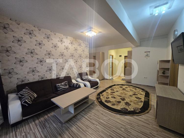 Apartament cu 3 camere decomandat, mobilat în Turnișor