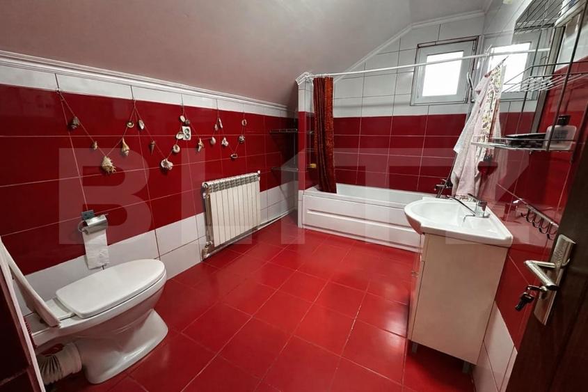 Casă individuală cu 4 camere cu Canalizare în Vințu de Jos