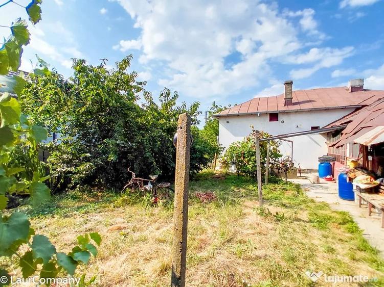 Casă cu 3 camere cu Teren 815 Mp în Vrănești