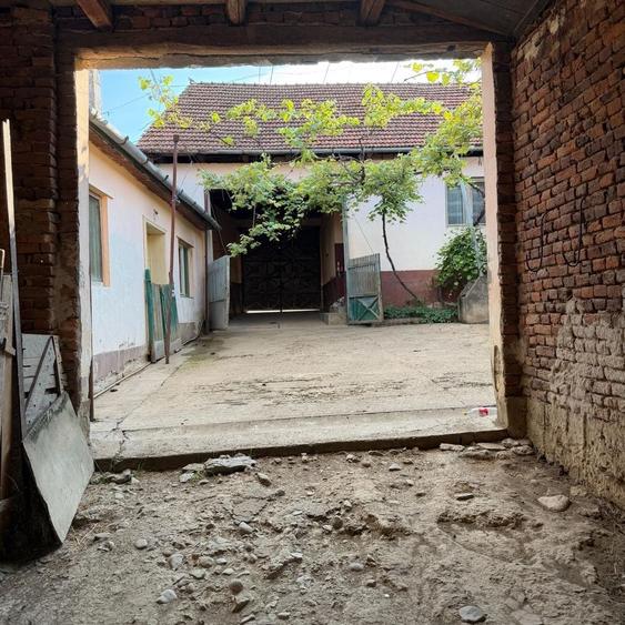 Casă cu 4 camere în Vălanii de Beiuș