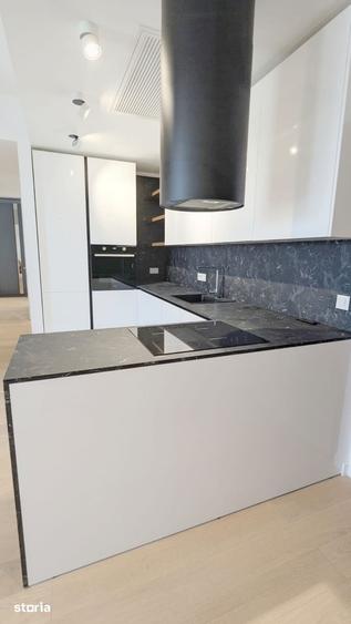 Apartament cu 3 camere în Tei