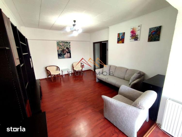 Apartament cu 3 camere decomandat în Ultracentral
