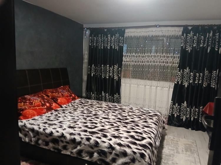 Casă cu 3 camere în Uiești