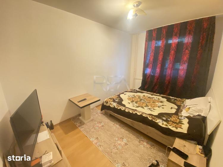 Apartament cu 4 camere semidecomandat, mobilat în Rahova