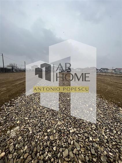 Teren de 440 mp, în Bucov