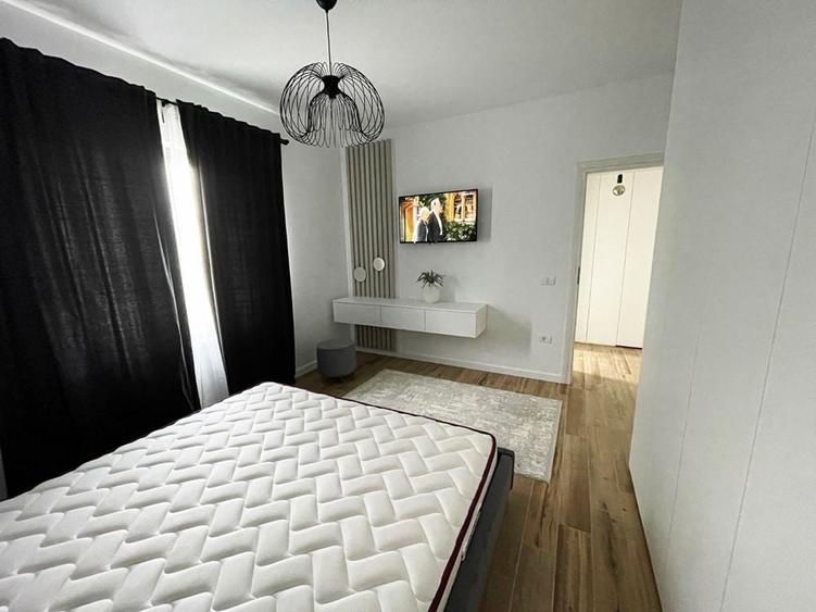 Apartament cu 2 camere decomandat în Dumbrăvița