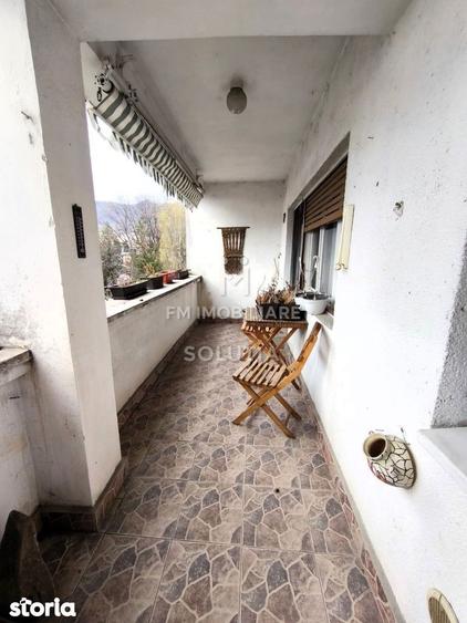 Apartament cu 3 camere decomandat în Orașul Vechi
