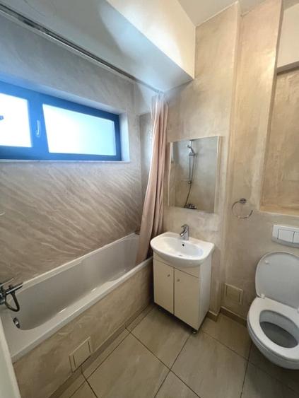 Apartament cu 2 camere decomandat, mobilat în Sud