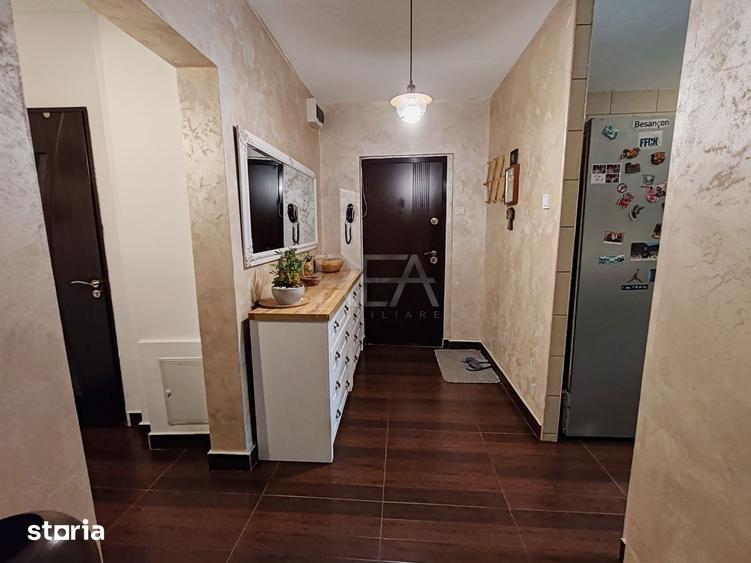 3 camere, decomandat, et 2/8, anvelopat- 13 Septembrie - 3