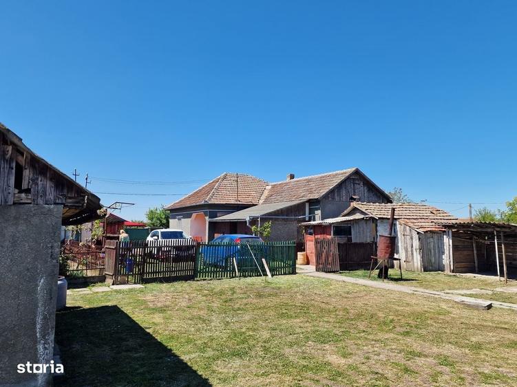Casă cu 4 camere în Homorog