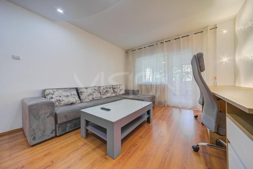 Apartament cu 3 camere decomandat în Zorilor