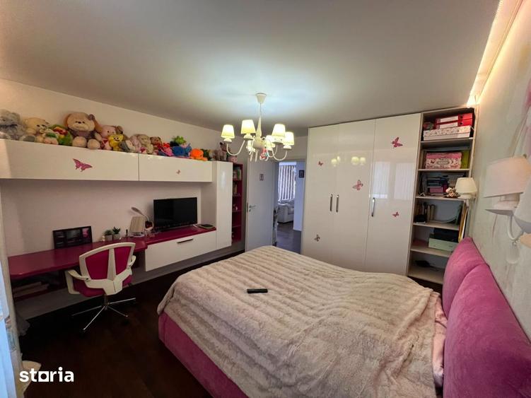 Apartament cu 4 camere, mobilat în Metalurgiei