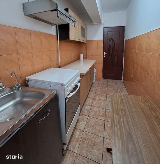 Apartament cu 2 camere decomandat, mobilat în Port
