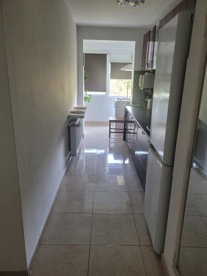 Apartament cu 2 camere semidecomandat în Crângași