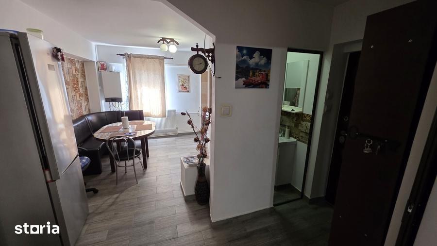 Apartament cu 3 camere în Central