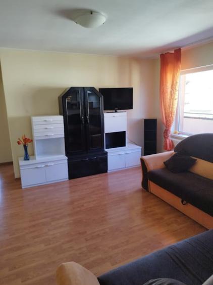 Apartament cu 2 camere decomandat în Florești — fotografia 1