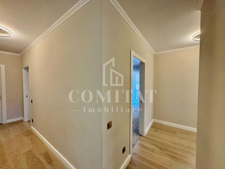 Apartament cu 4 camere semidecomandat, mobilat în Borhanci