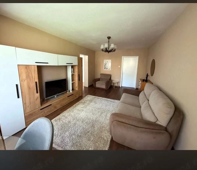 Vand apartament cu 3 camere - 1