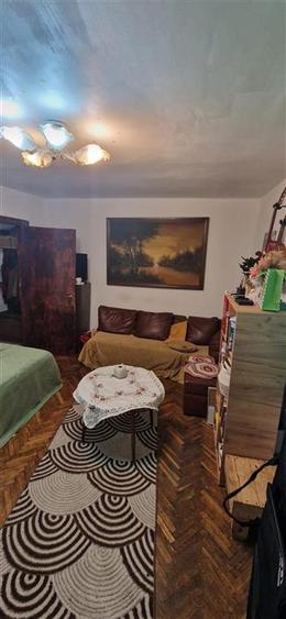 Apartament cu 2 camere decomandat în Soarelui