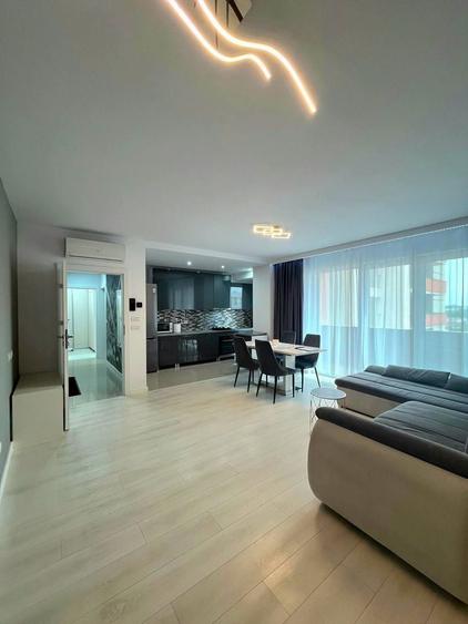 Apartament cu 2 camere decomandat, mobilat în Aradului