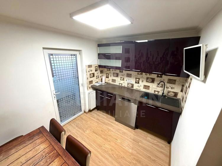 Apartament cu 3 camere decomandat, mobilat în Rovine