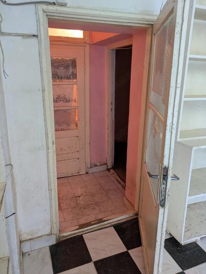 Spațiu comercial, de 66 mp, în Central