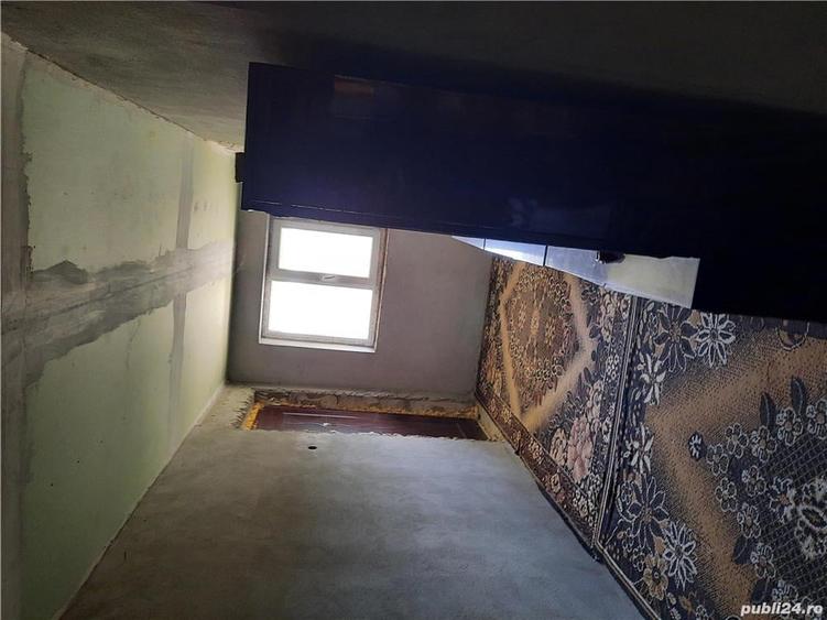 Casă cu 5 camere cu Teren 1000 Mp în Central