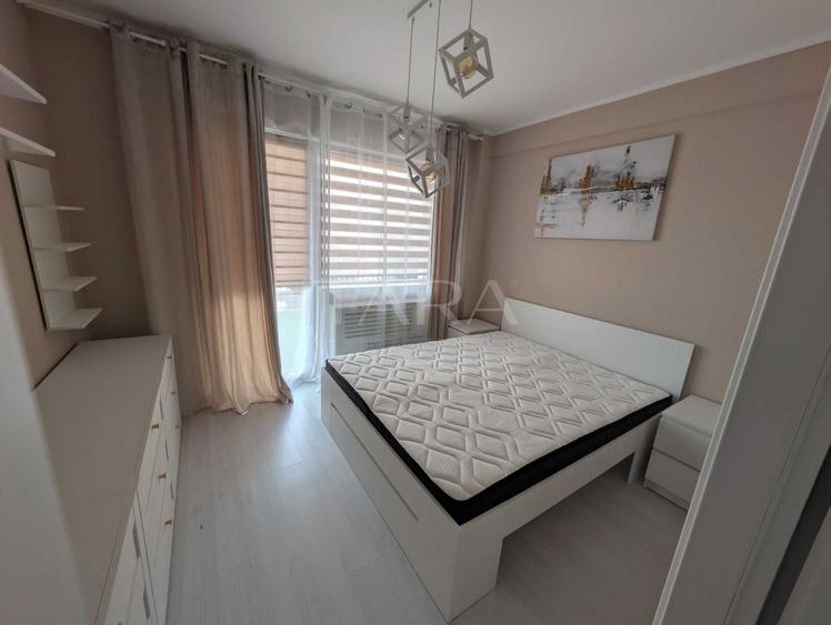 Apartament cu 2 camere semidecomandat, mobilat în Florești