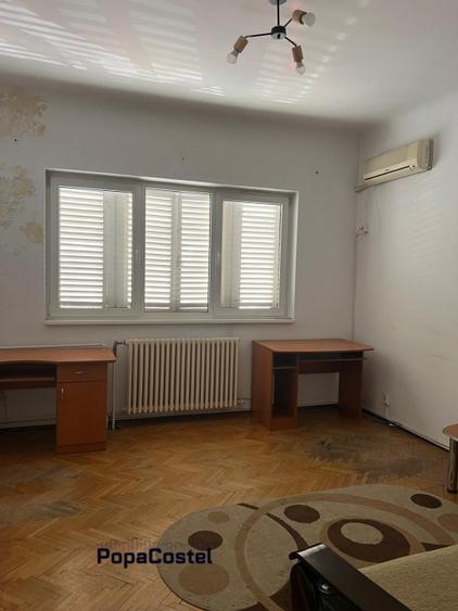 Apartament cu 3 camere decomandat, mobilat în Gara de Nord