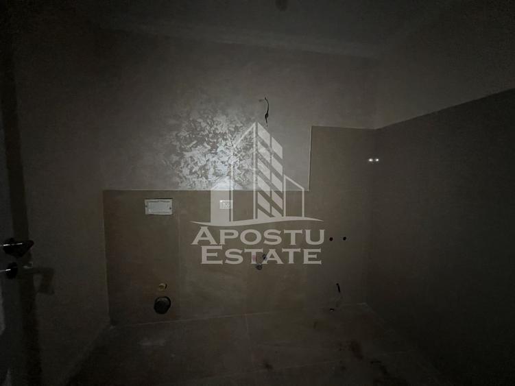 Duplex cu 5 camere cu Canalizare în Giarmata