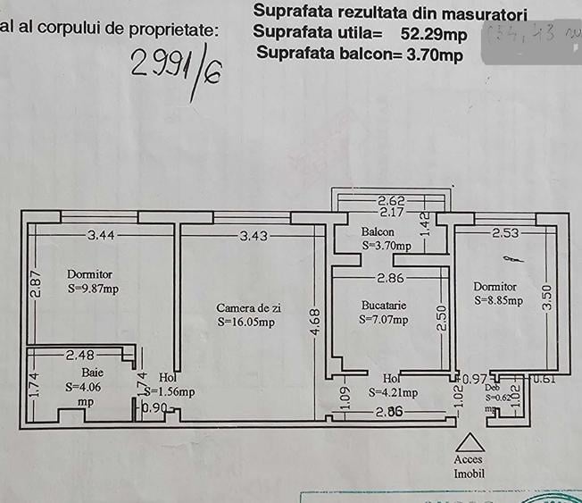 Apartament cu 3 camere semidecomandat în Far