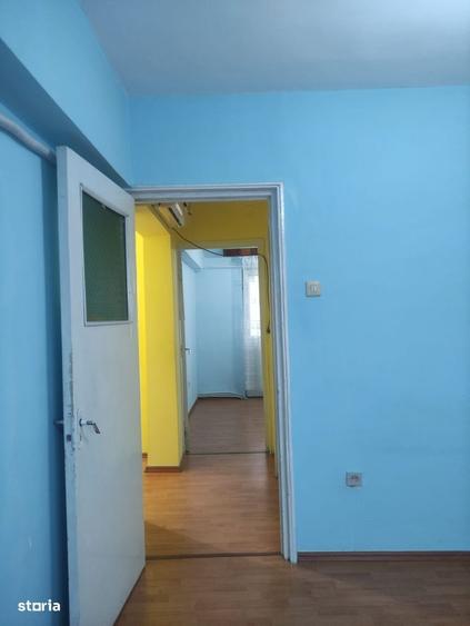 Apartament cu 4 camere decomandat în Gării
