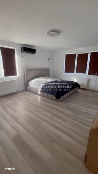 Casă cu 5 camere cu Teren 500 Mp în Crevedia