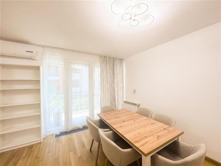 Apartament cu 3 camere semidecomandat, mobilat în Herăstrău