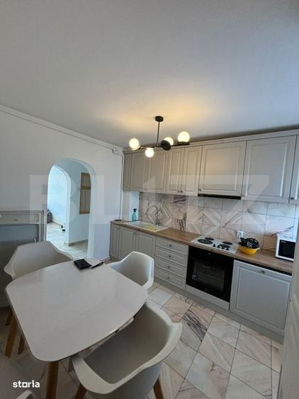 Apartament cu 3 camere în Petru Rareș