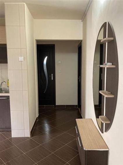 Apartament cu 2 camere decomandat, mobilat în 7 Noiembrie