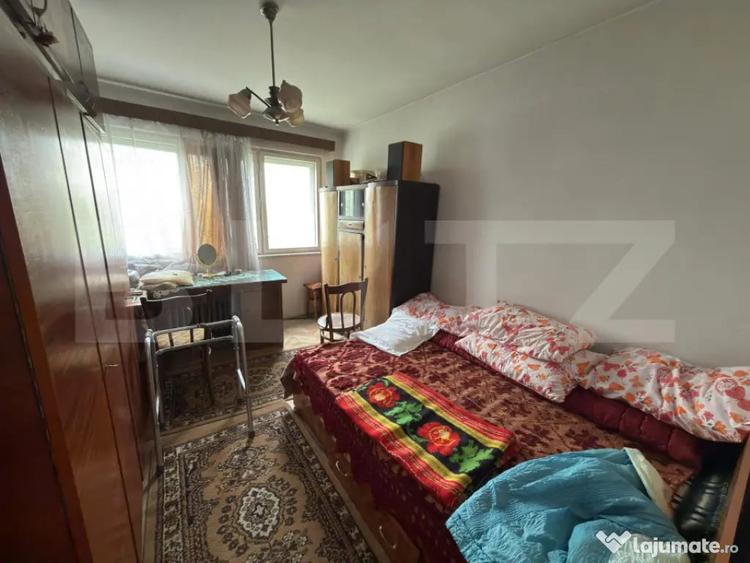 Apartament cu 2 camere decomandat în Vest