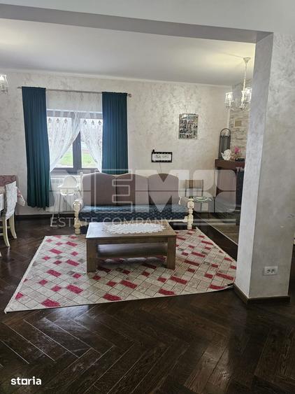 Casă cu 5 camere cu Teren 6000 Mp în Burla