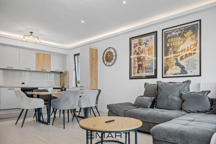 Apartament cu 4 camere decomandat în Tractorul