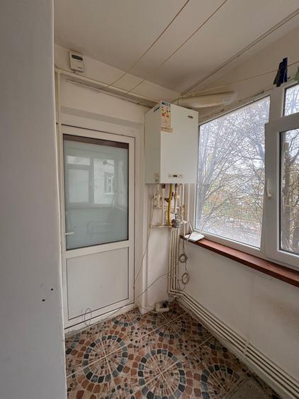 Apartament cu 2 camere decomandat în Spitalului