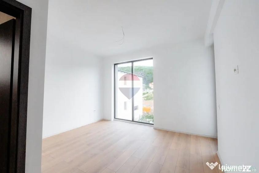 Casă cu 3 camere cu Teren 181 Mp în Budeasa